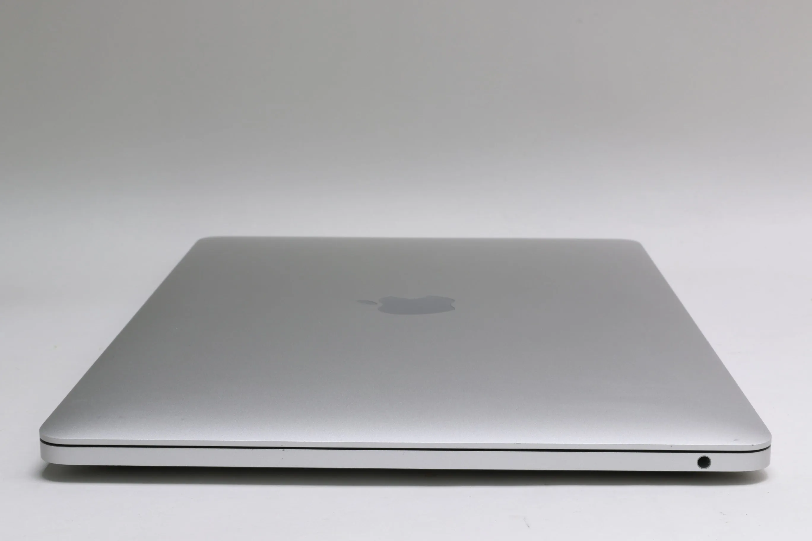 13.3" 2020, MacBook Pro, MYDC2LL/A, Apple M1, 8GB, 512GB SSD, 8C