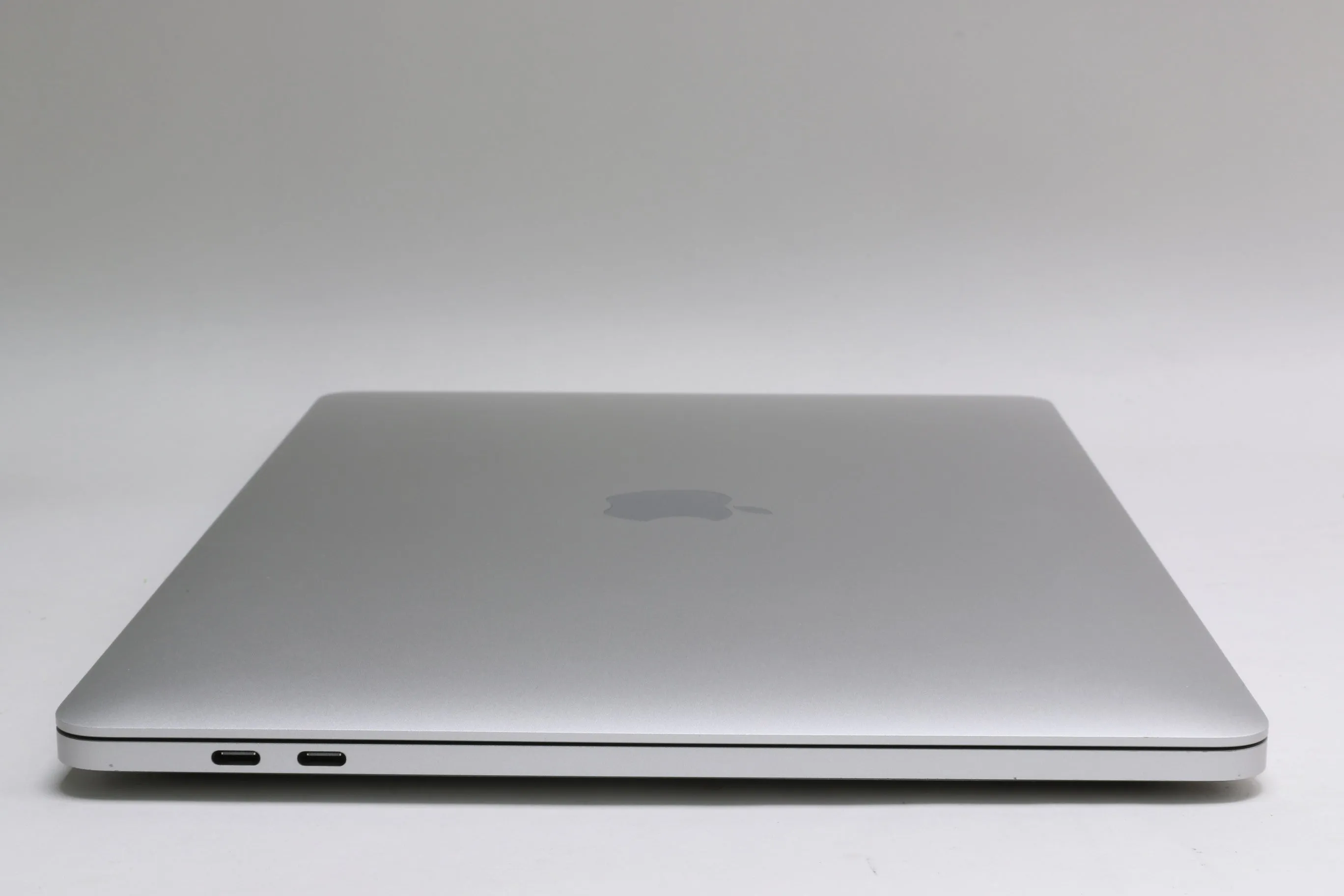 13.3" 2020, MacBook Pro, MYDC2LL/A, Apple M1, 8GB, 512GB SSD, 8C