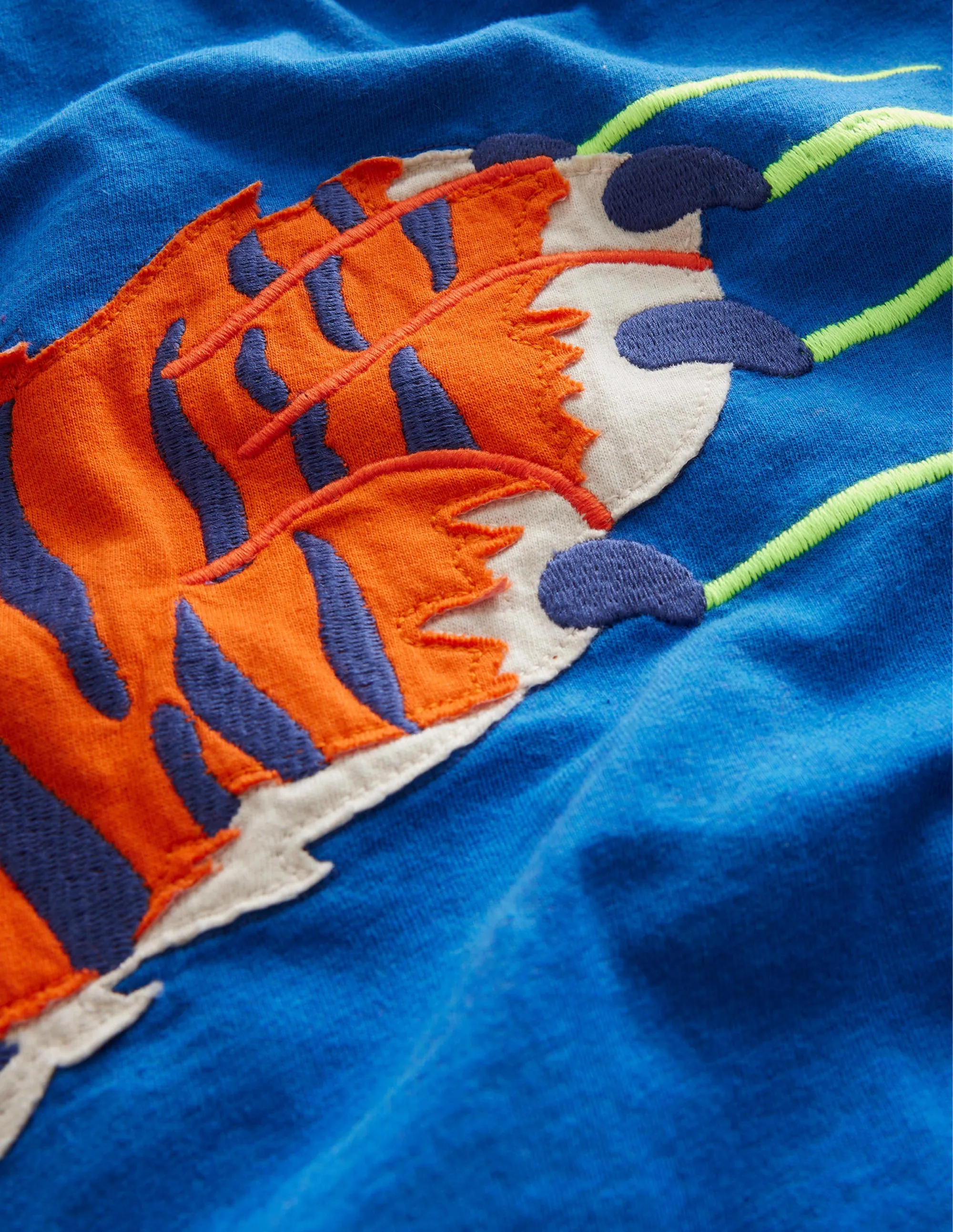 Appliqué T-shirt-Brilliant Blue Tiger Claw