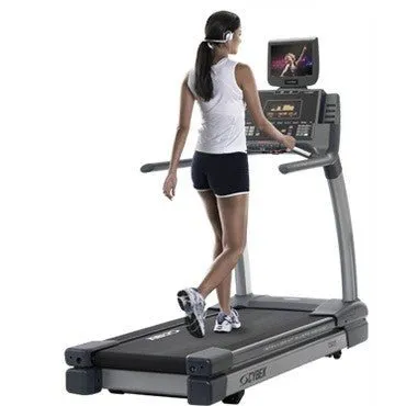 Cybex 750T Commercial Treadmill w-PEM