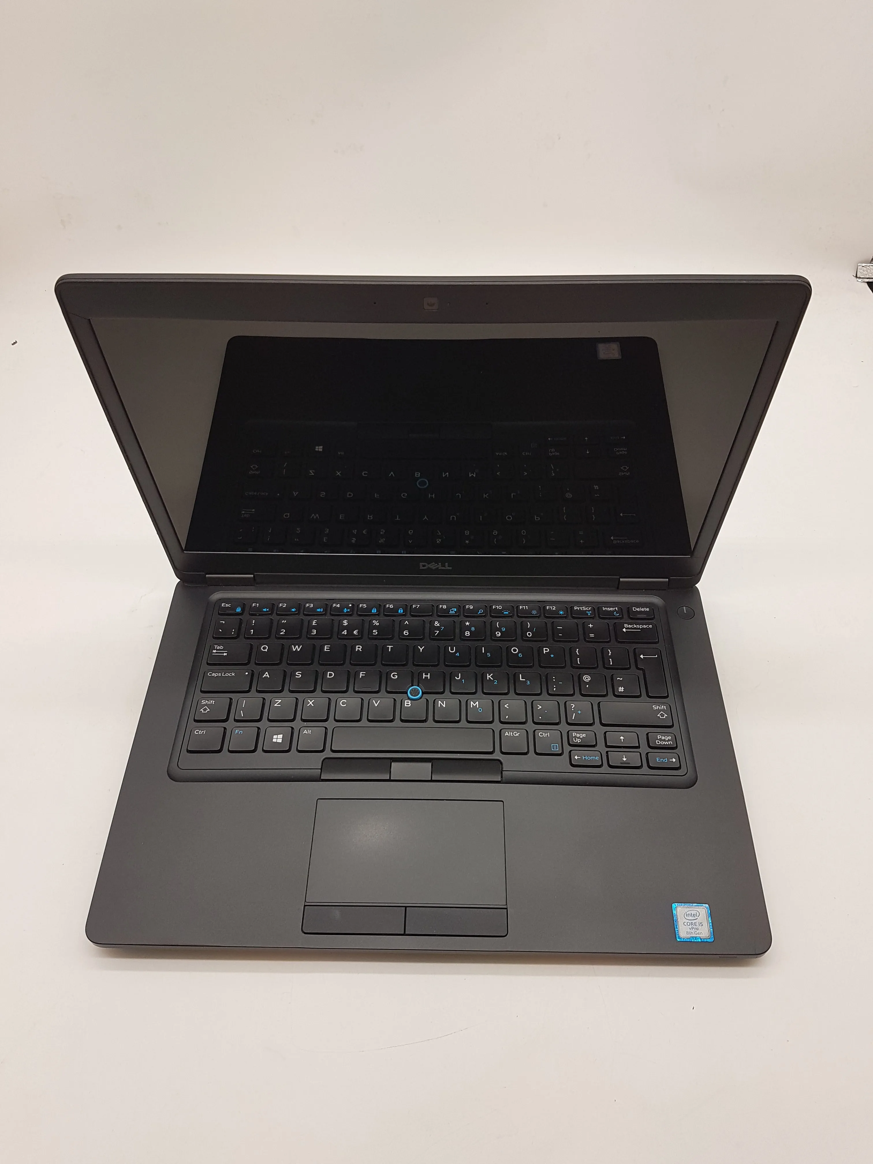 Dell Latitude 5590 Laptop Intel i5-8250U 8GB 256GB SSD 15.6" Win11 Pro - Refurbished MRG