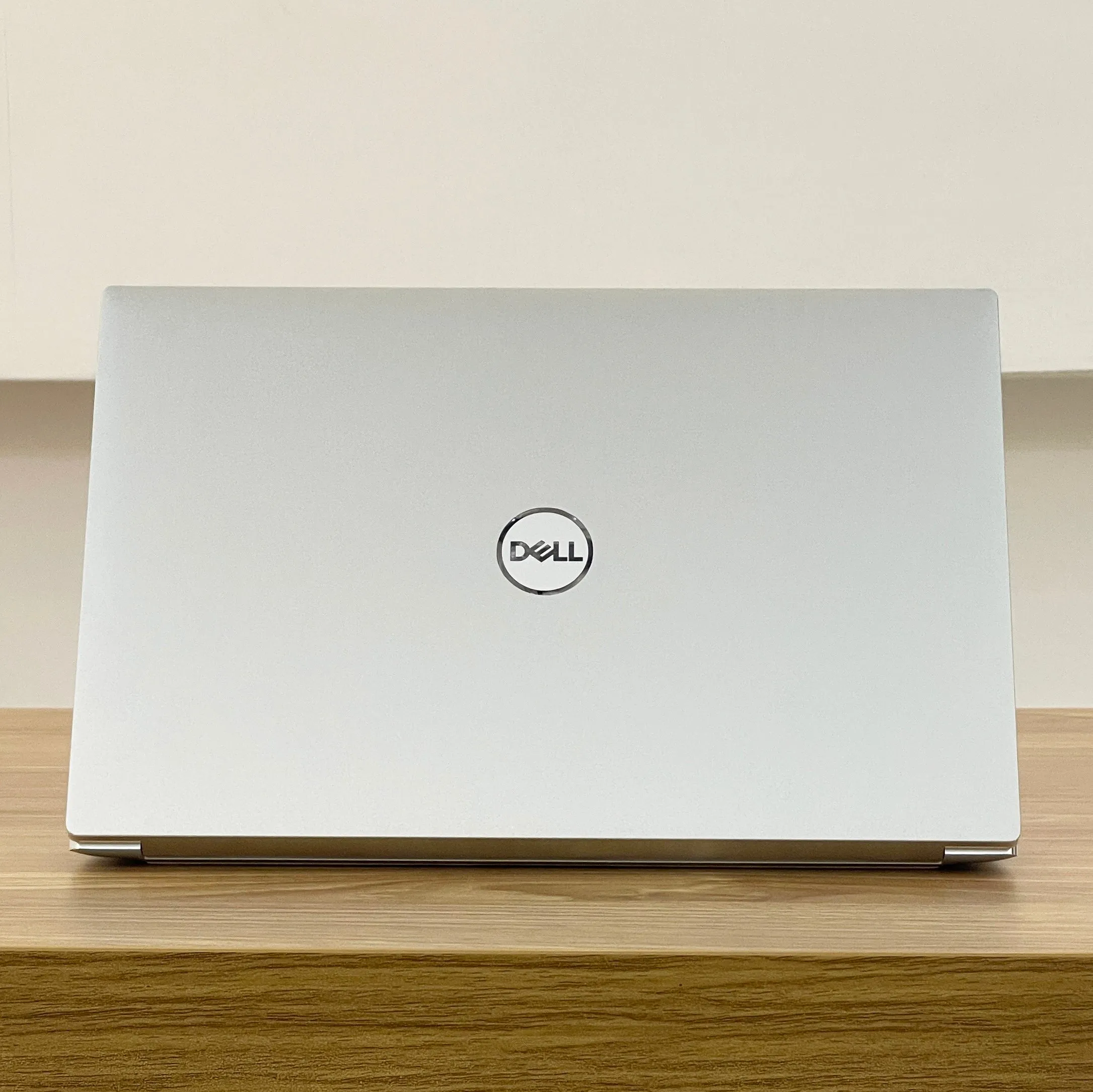 Dell Xps 15 9510 White Core i7-11800h Rtx 3050 Ti 15.6” Laptops (New OB)