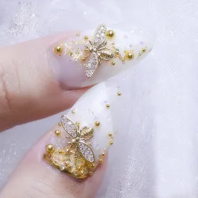 Diamond-studded bee DIY