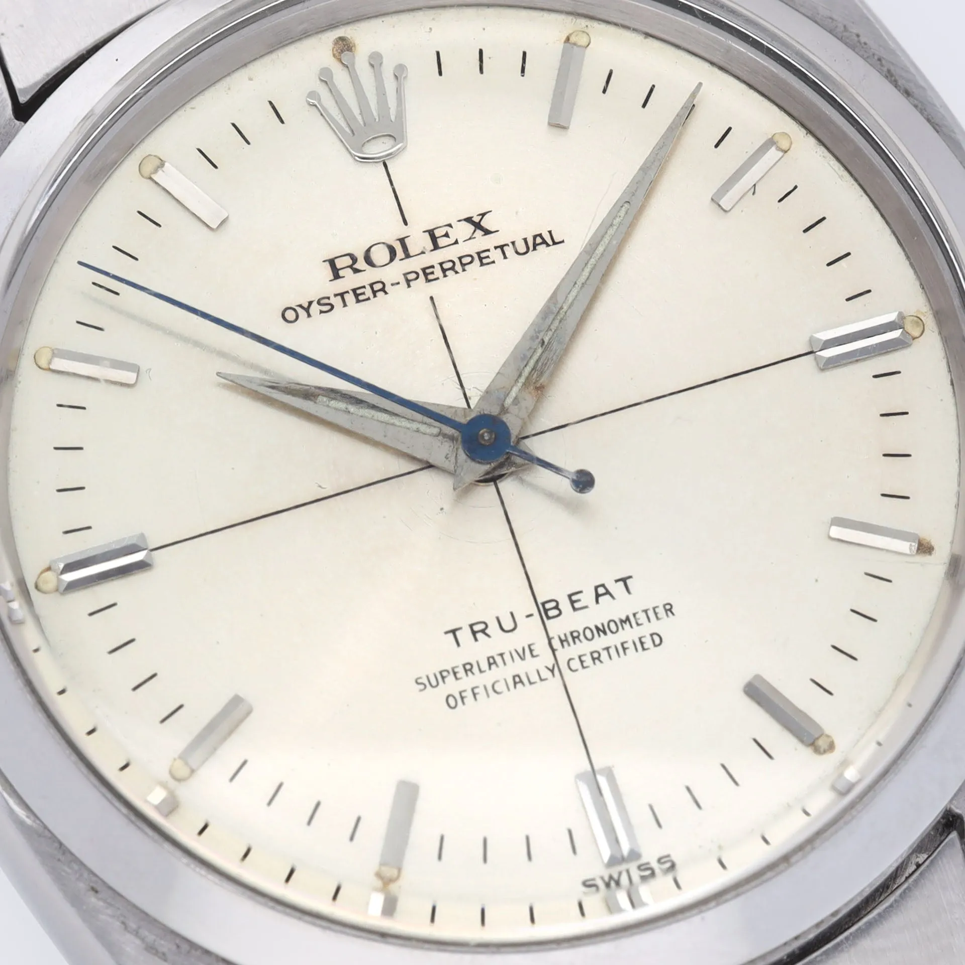 Rolex Oyster Tru-Beat 6556 Silver Crosshair Dial