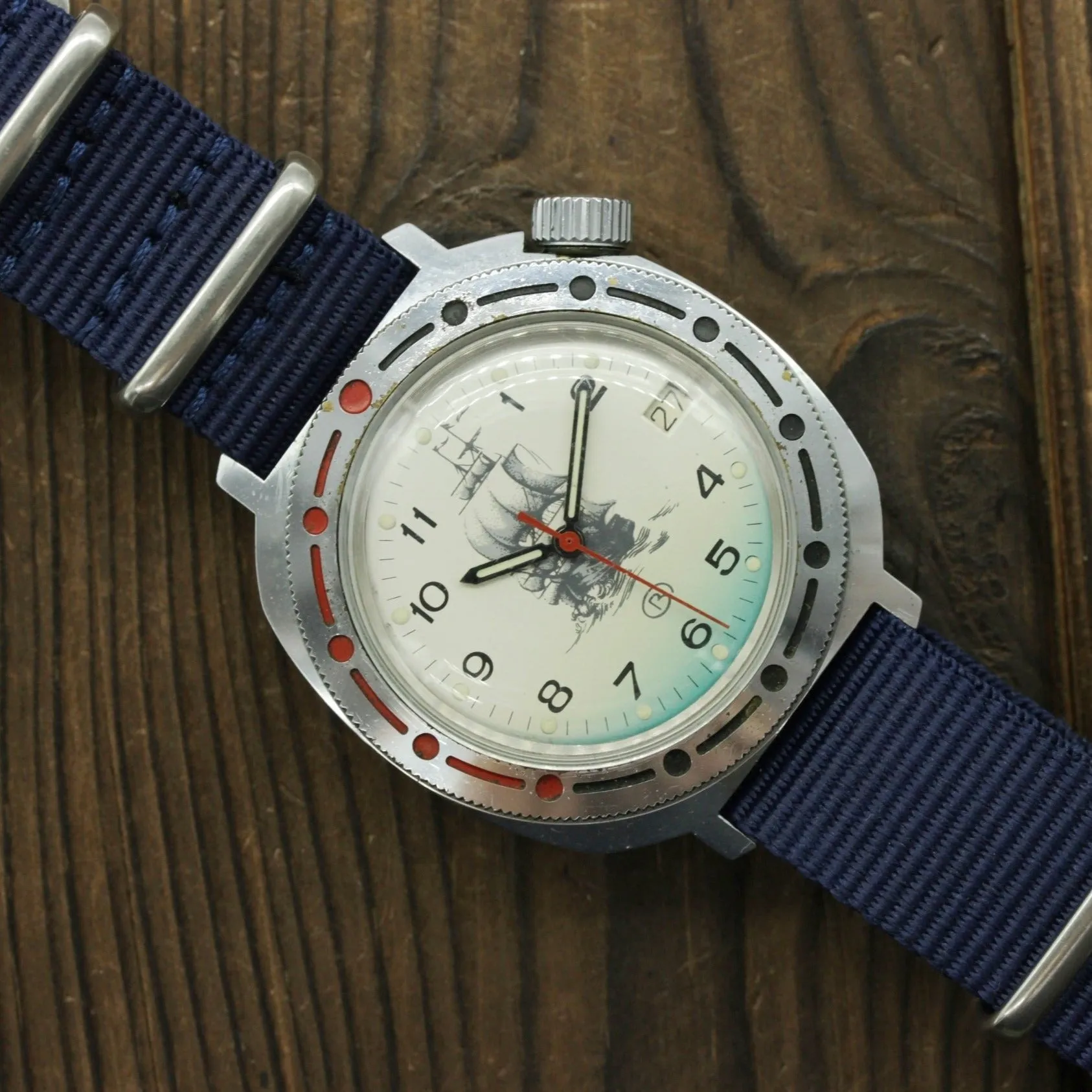 Soviet diver watch VOSTOK Komandirskie Military NAVY Sailboat wristwatch